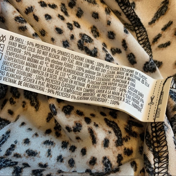 NWT Forever 21 Long Leopard Dress with Cowl Neckline and Leg Slit - Size M - Picture 7 of 7
